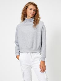 Boğazlı Uzun Kollu Basic Sweatshirt