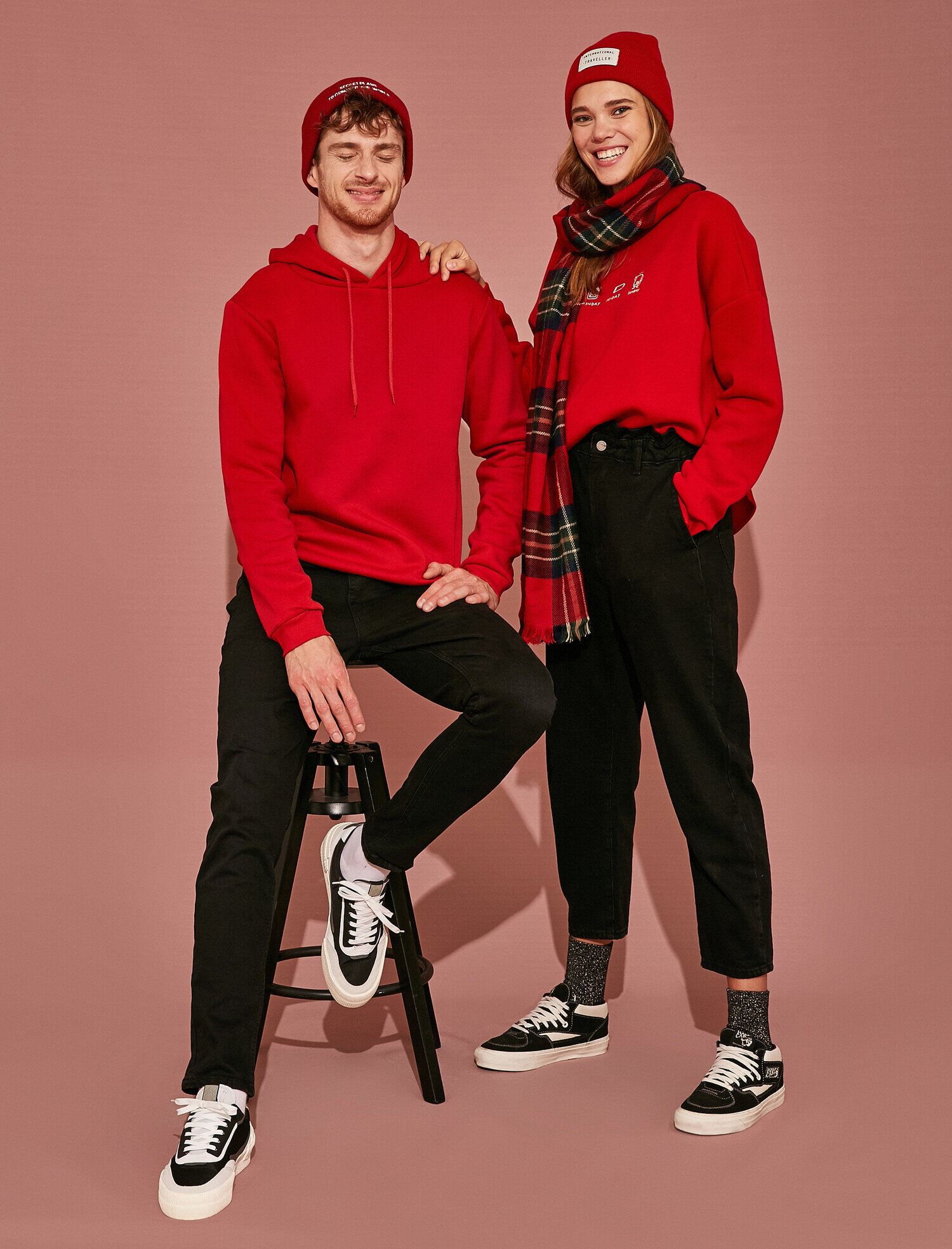   Dik Yaka Baskılı Sweatshirt