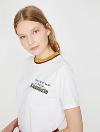 İnci Detaylı Tişört