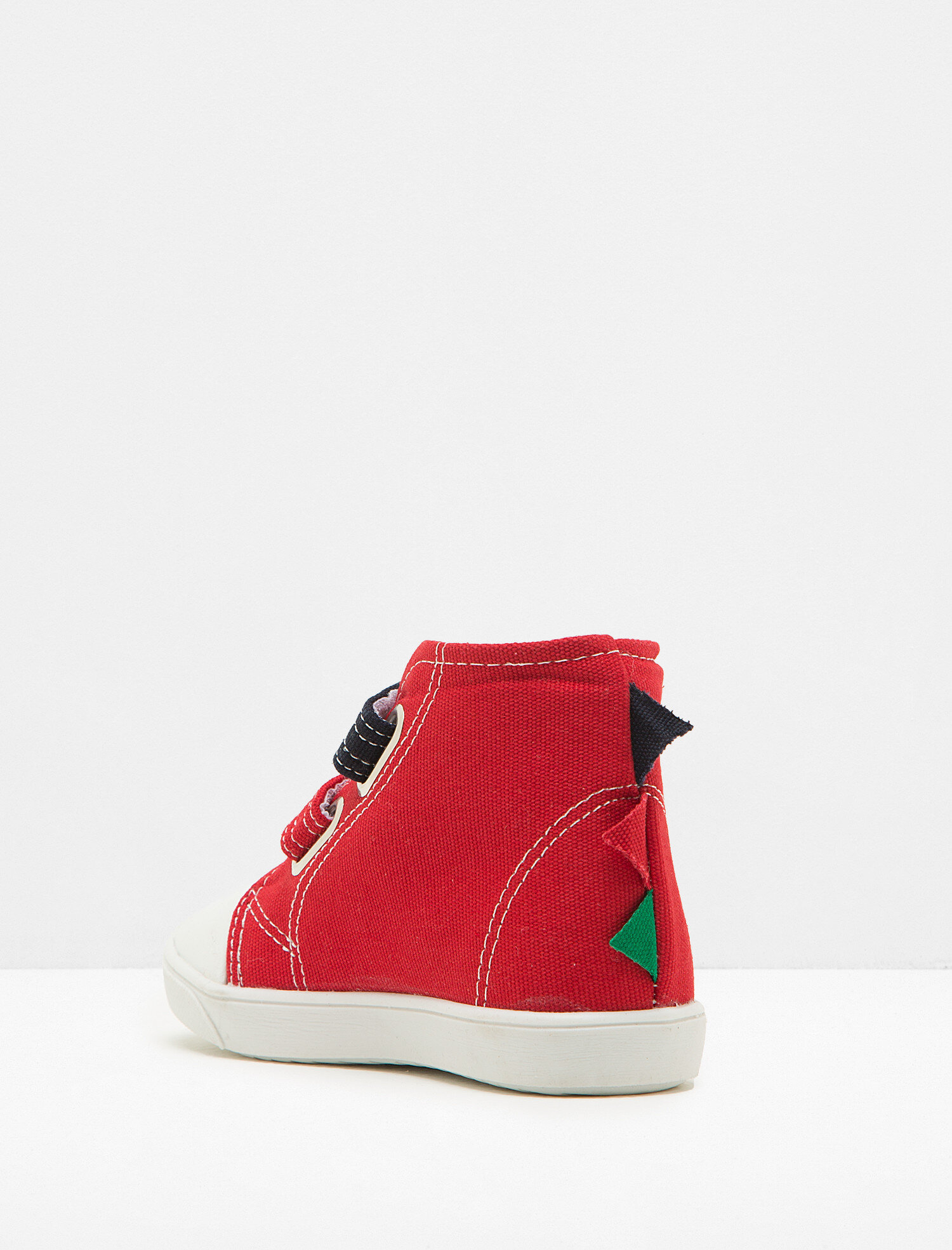  Erkek Çocuk Bağcıksız Ayakkabı