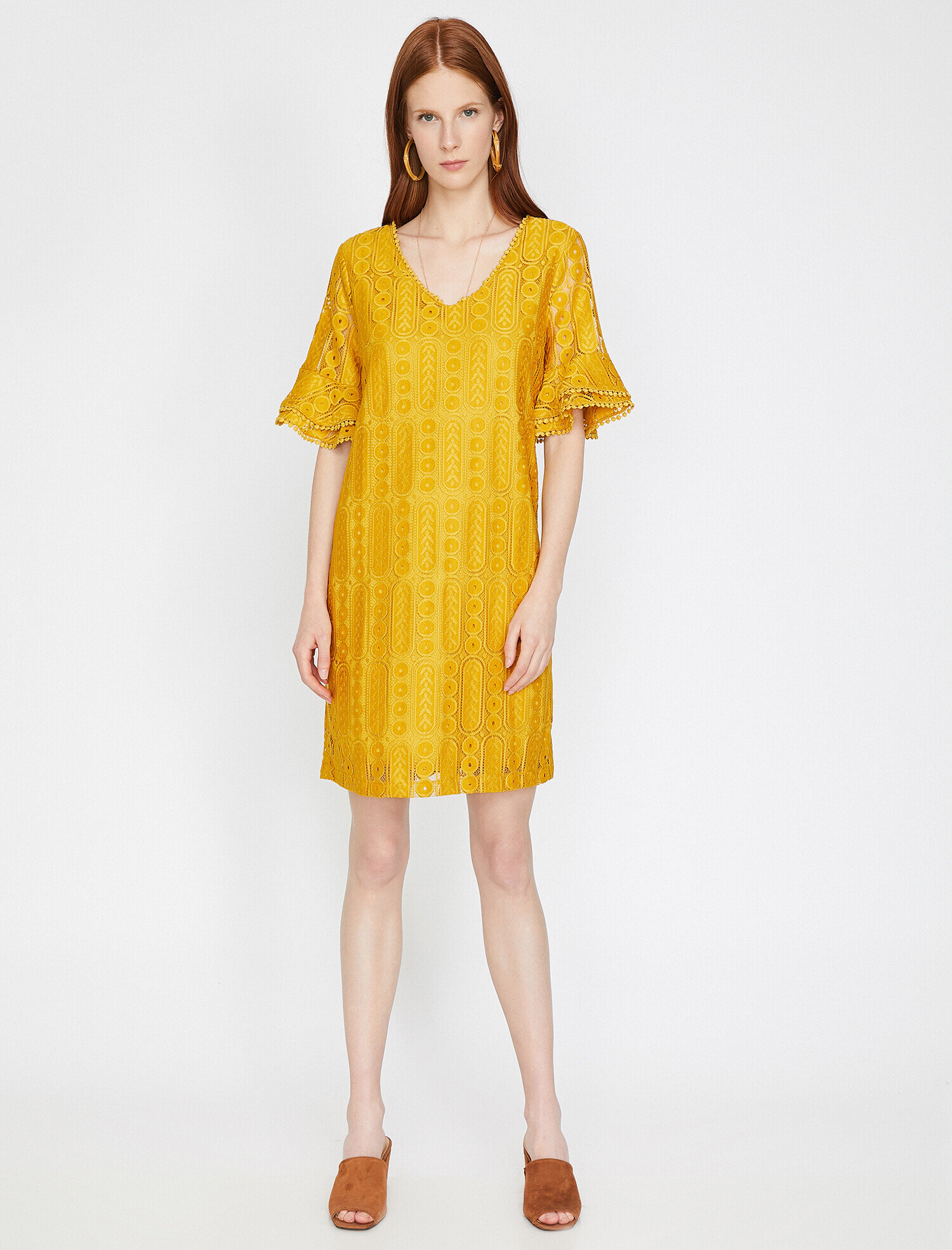   Dantel Detaylı Elbise