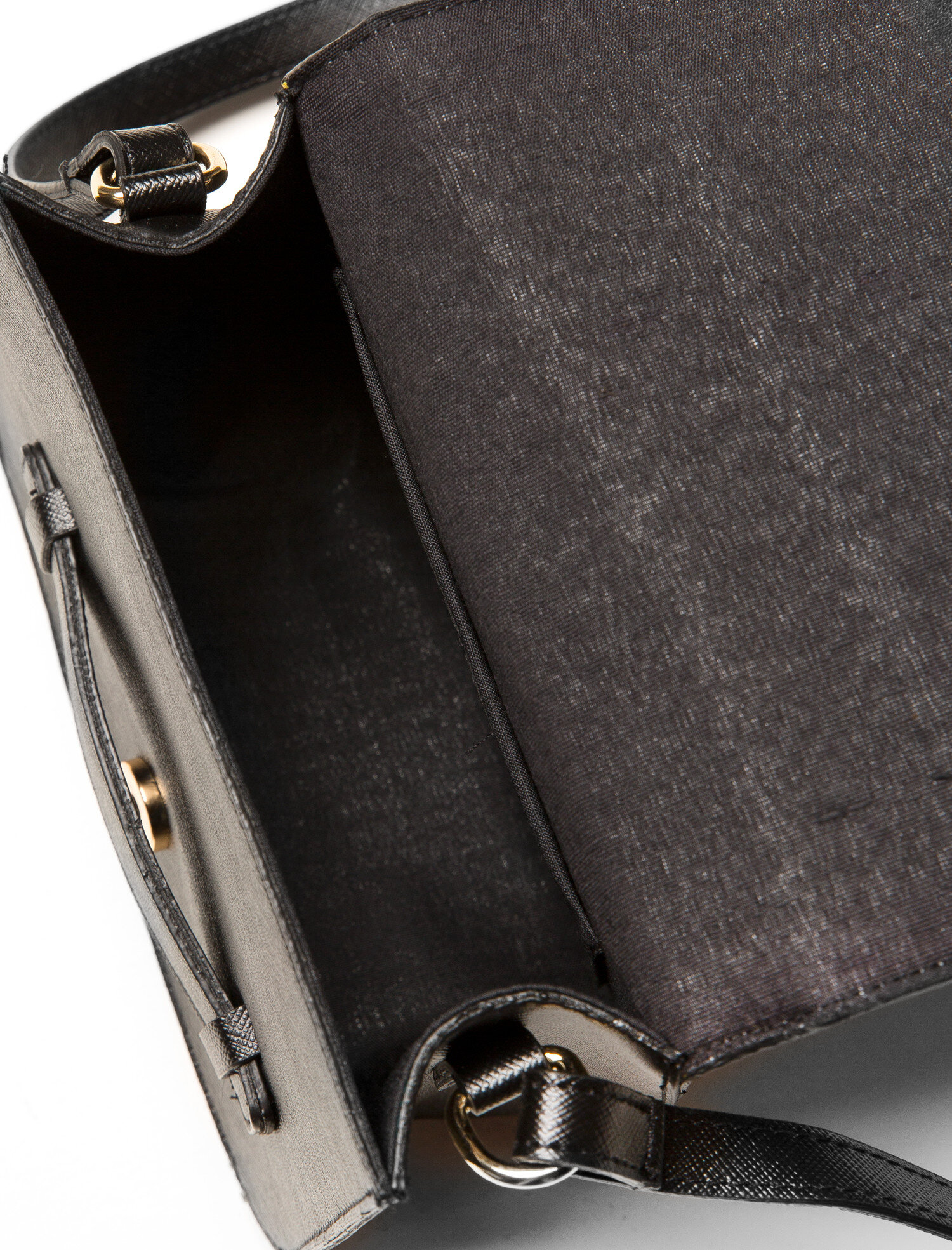  Kadın Deri Görünümlü Çanta