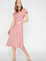 Düğme Detaylı Elbise