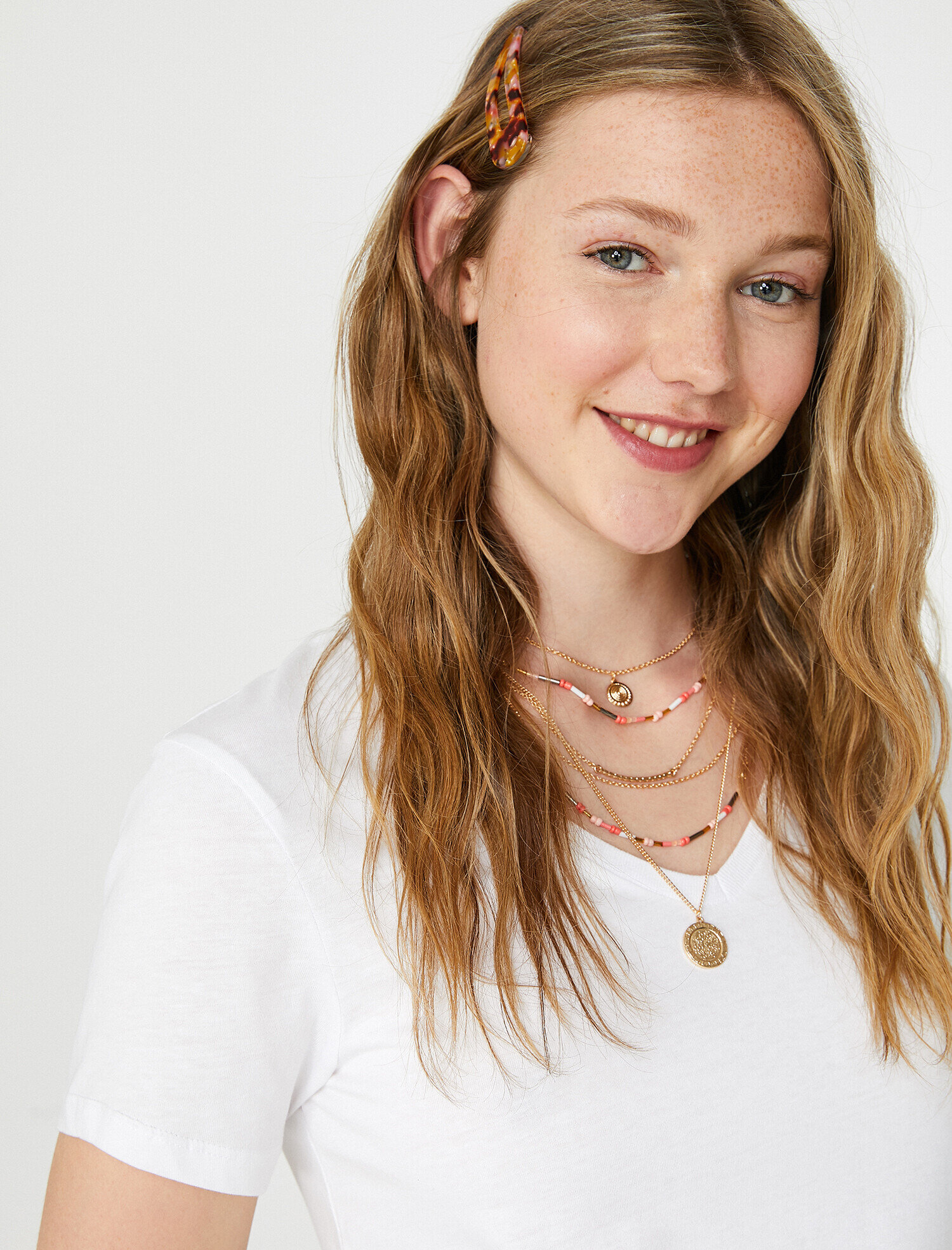   V Yaka Basic Kısa Kol Tişört