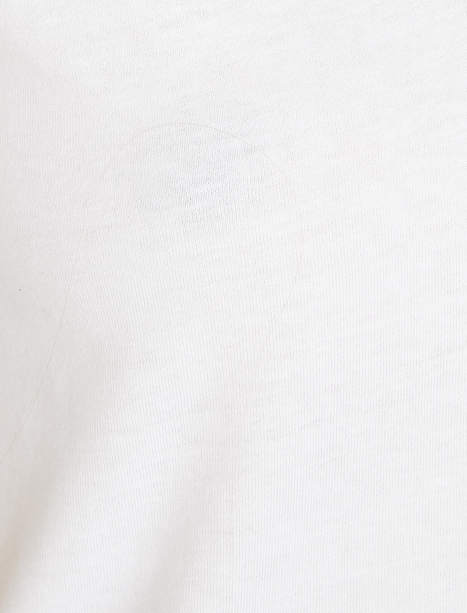   V Yaka Basic Kısa Kol Tişört