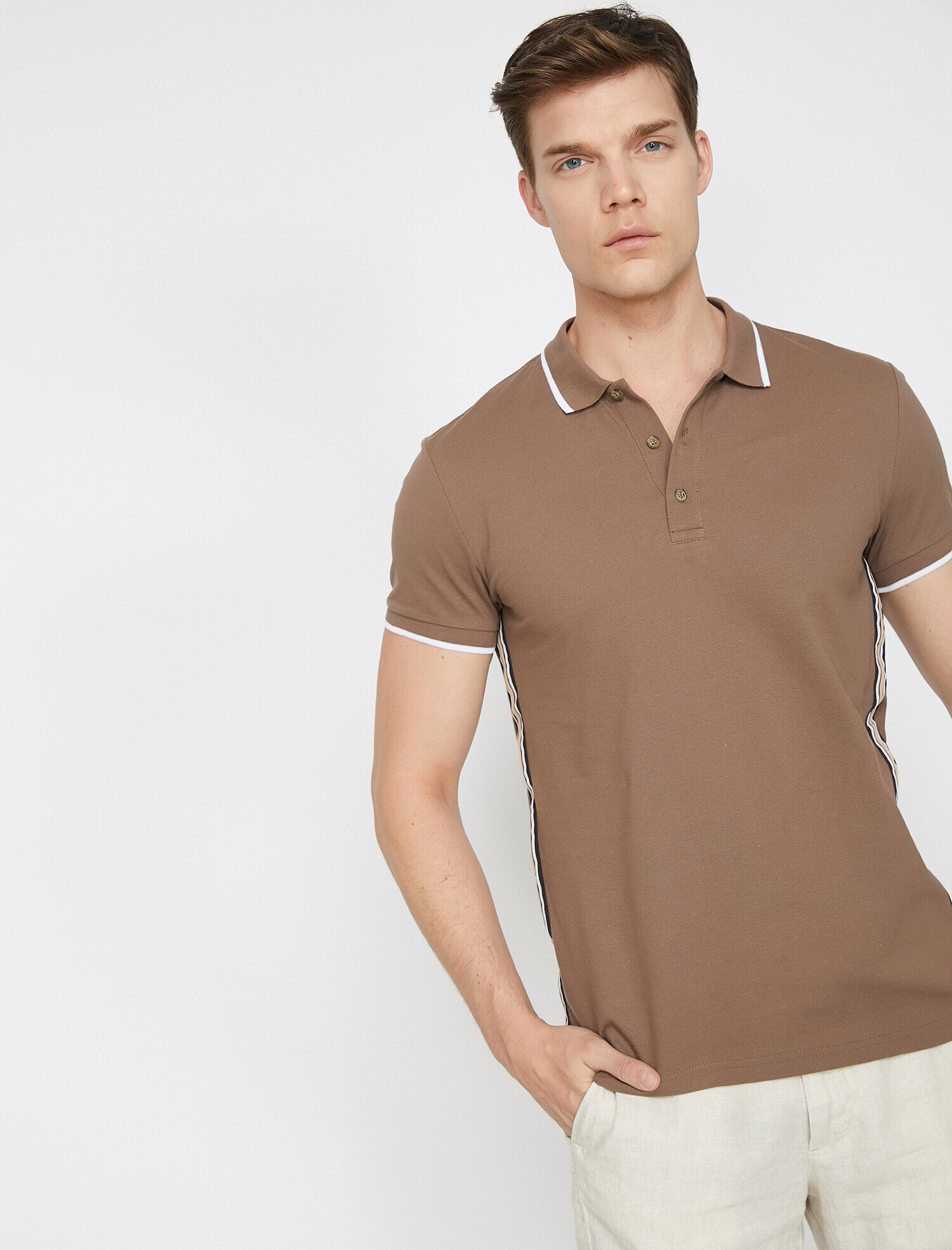   Polo Yaka Yanları Şerit Detaylı Pike Kumaş Slim Fit Tişört