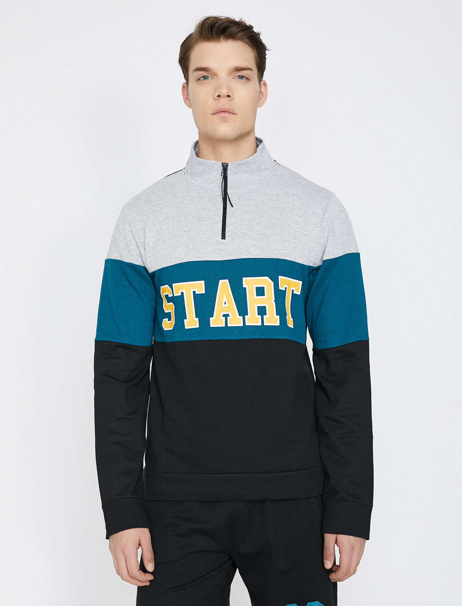   Yazılı Baskılı Sweatshirt