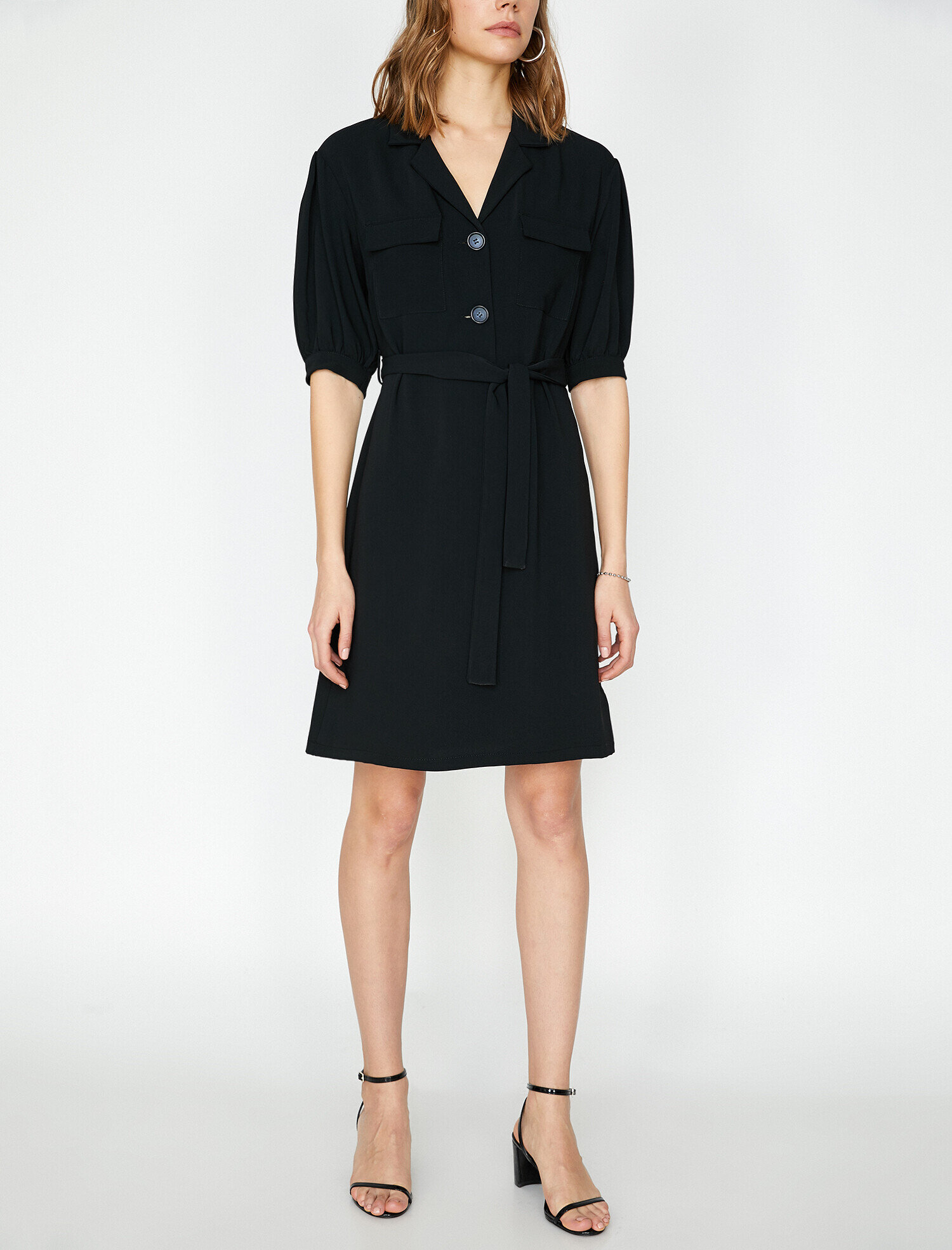   Düğme Detaylı Elbise