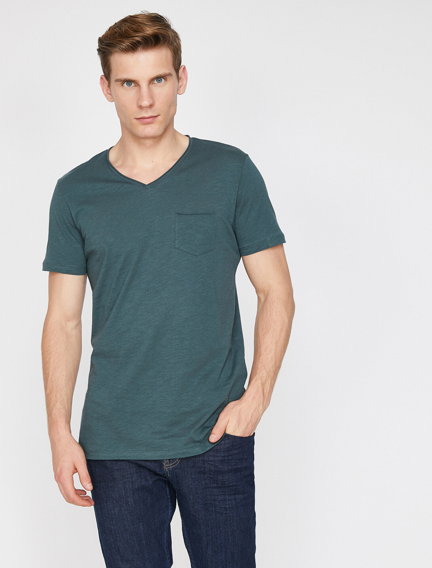   Cep Detaylı Tişört