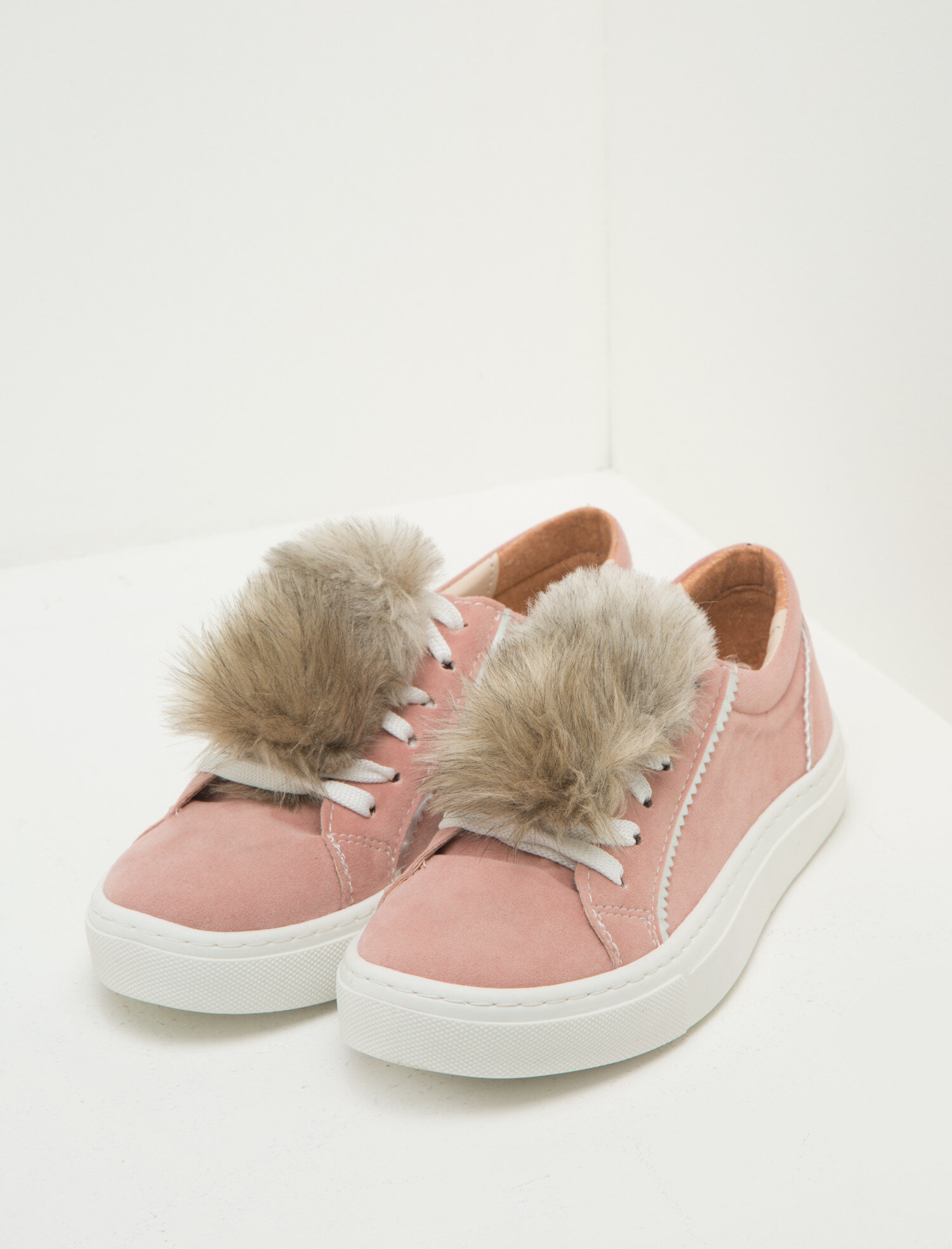  Kadın Bağcıklı Spor Ayakkabı