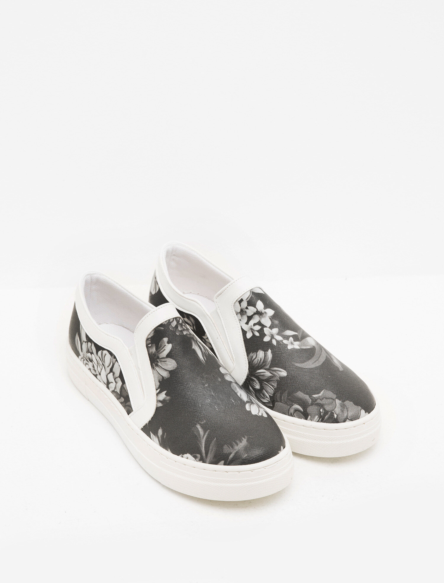 Kadın Bağcıksız Ayakkabı