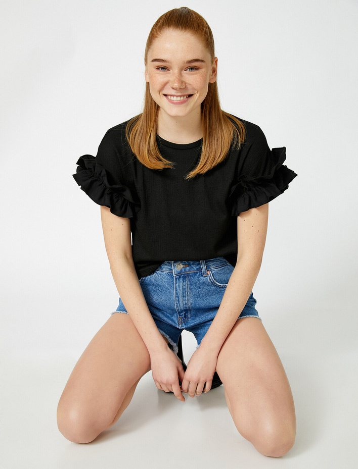  Fırfırlı Tişört Kısa Kollu