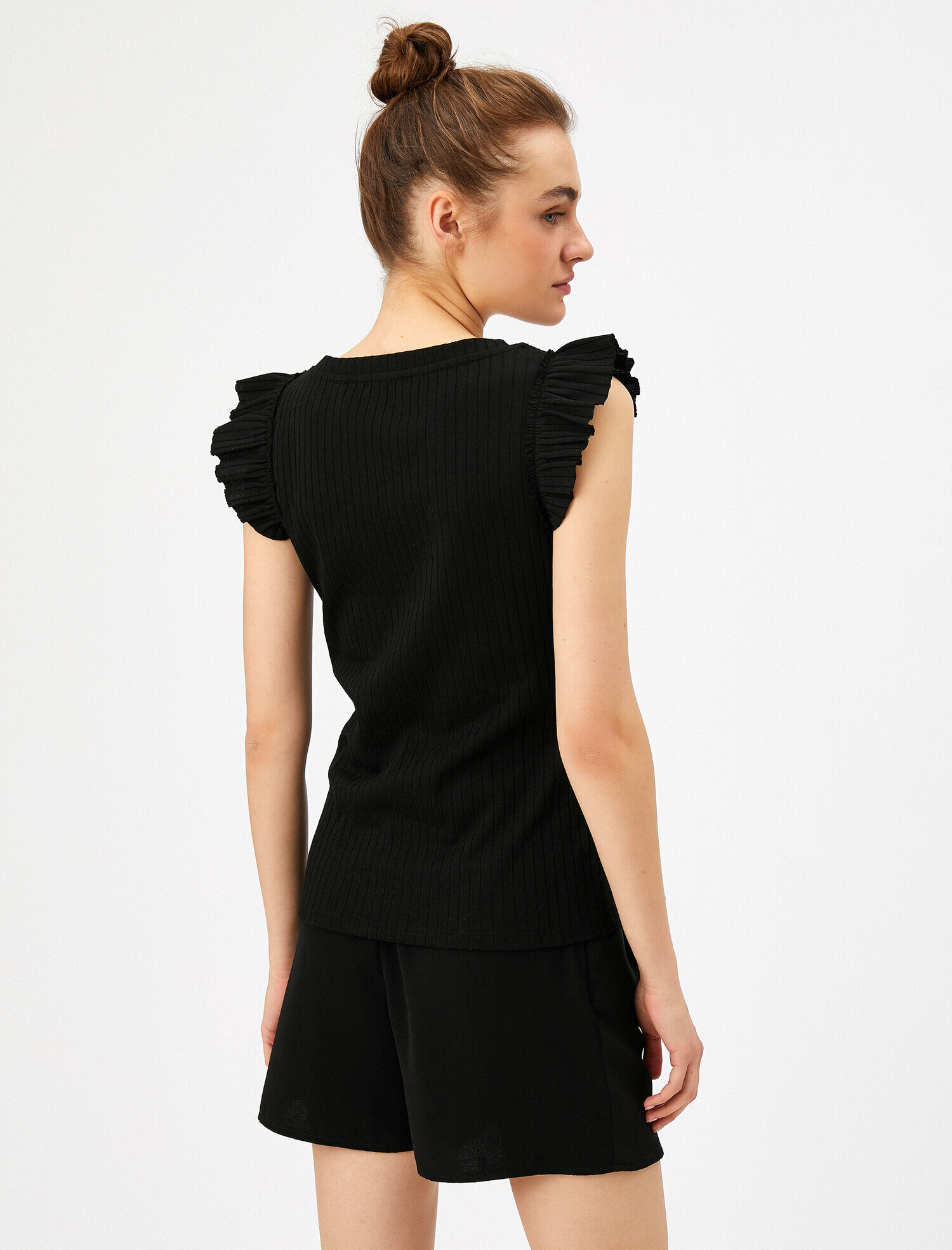   Fitilli Atlet Fırfırlı