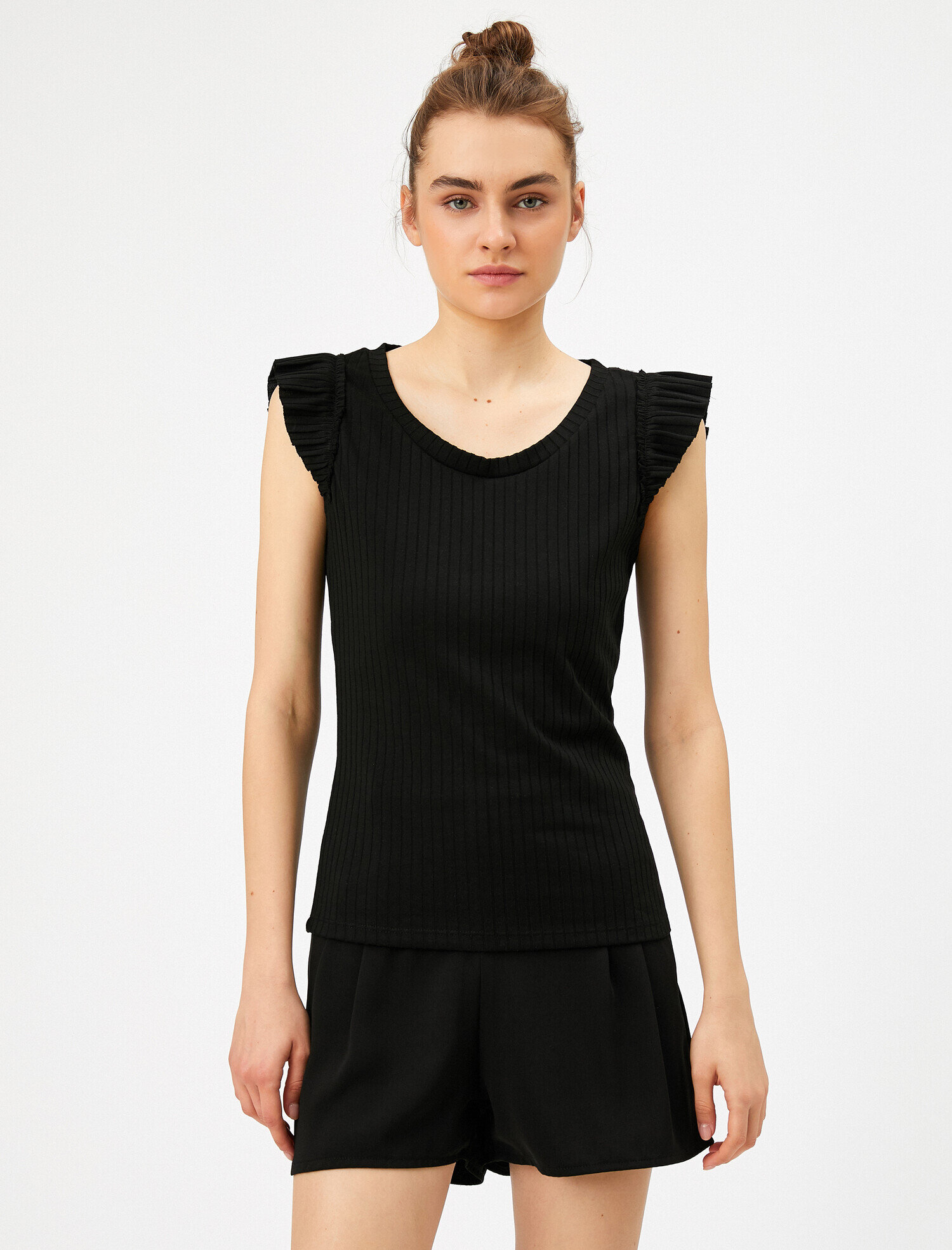   Fitilli Atlet Fırfırlı