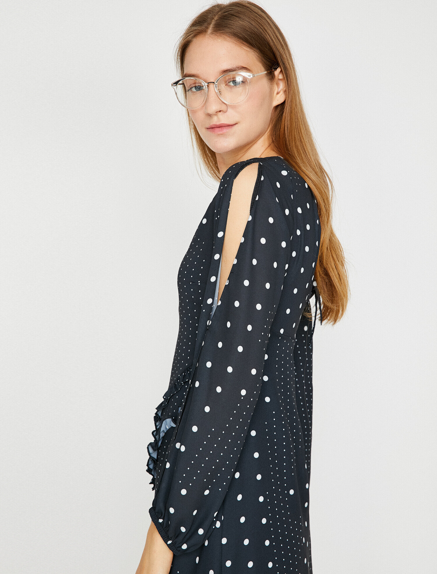   Puantiye Detaylı Elbise