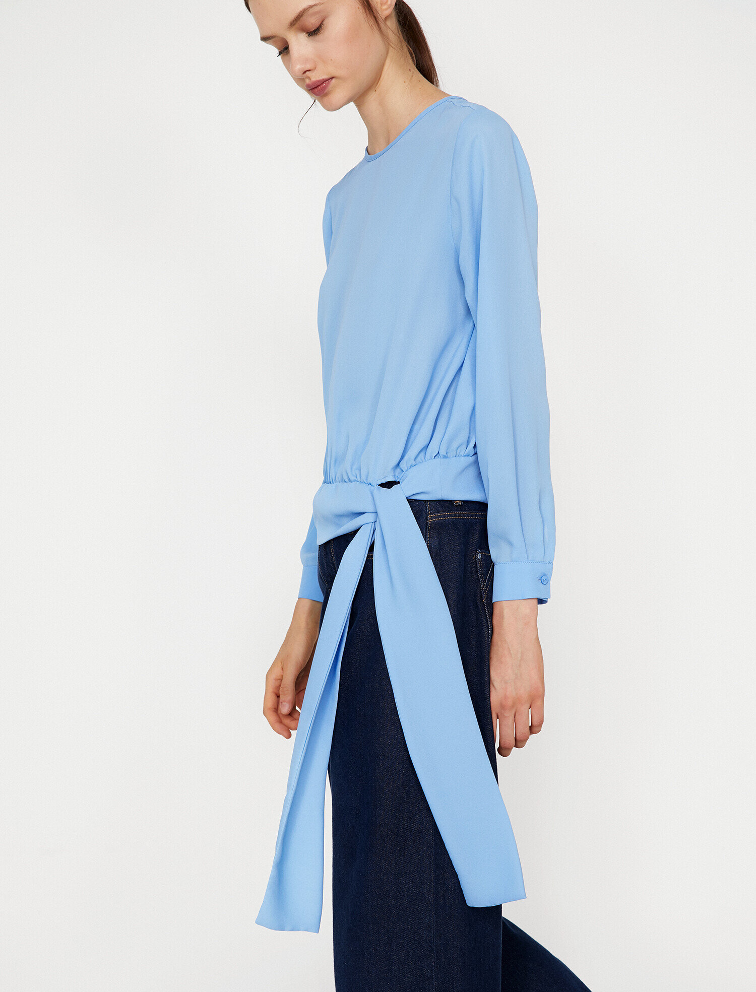   Bağlama Detaylı Bluz