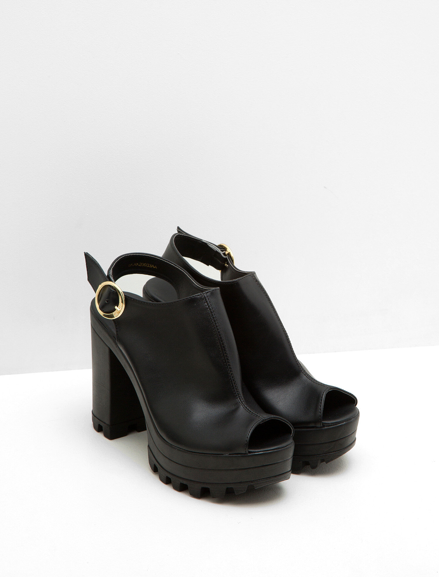  Kadın Burnu Açık Topuklu Ayakkabı