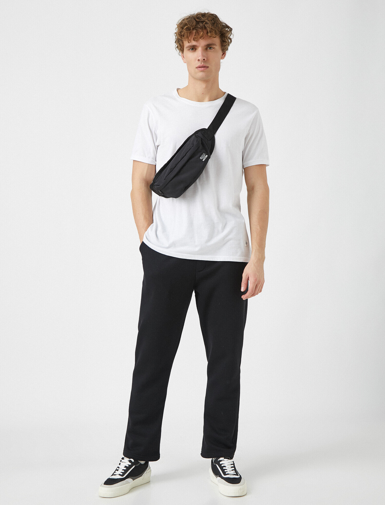   Beli Bağlamalı Cepli Basic Eşofman Altı