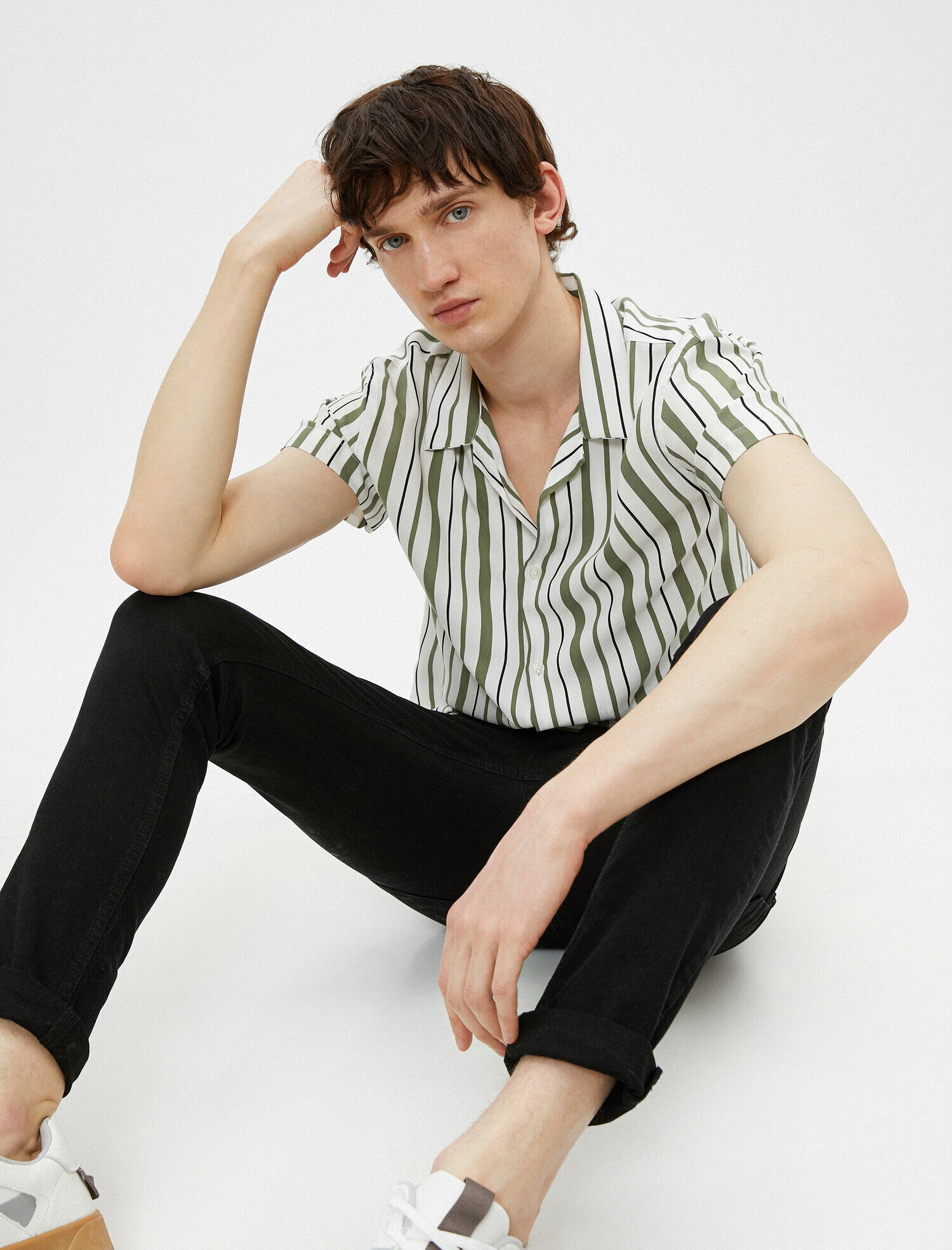   Kısa Kollu Gömlek Çizgili