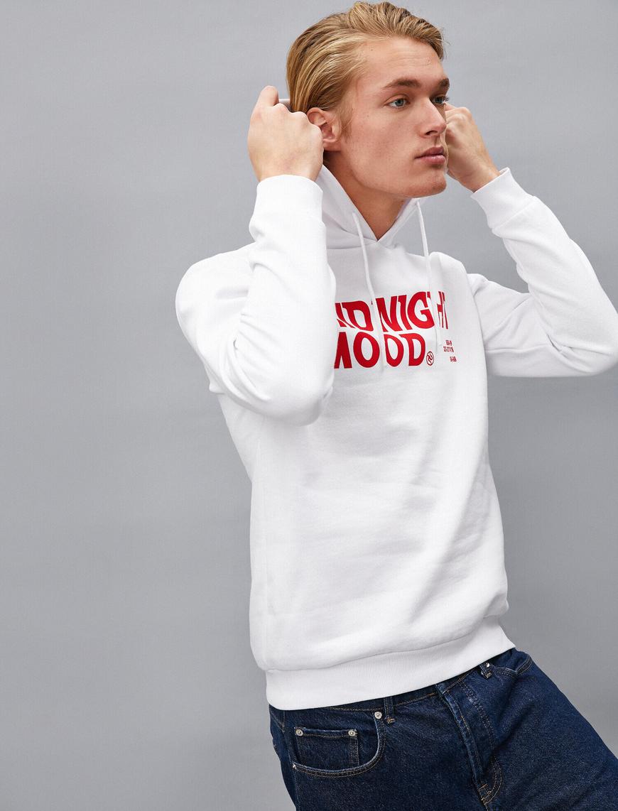   Kapüşonlu Yazılı Baskılı Uzun Kollu Sweatshirt