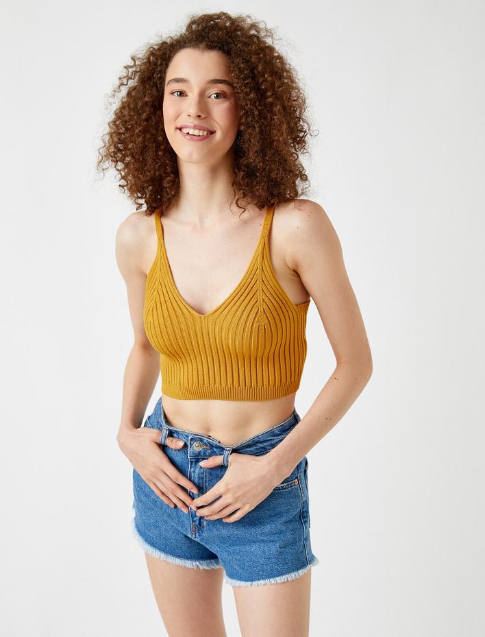  Fitilli Atlet V Yaka