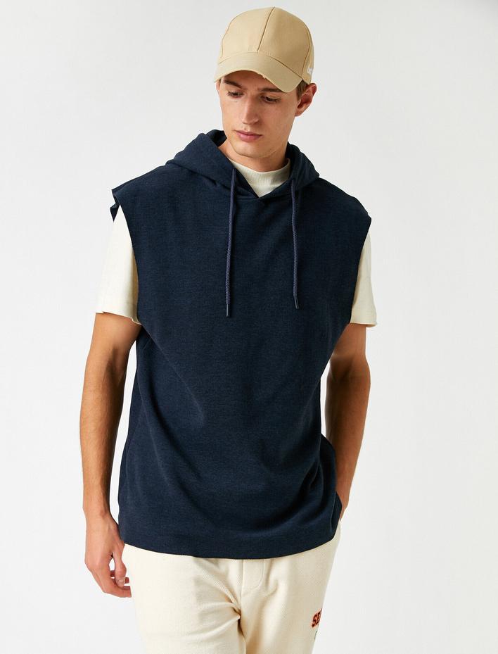 Kapüşonlu Basic Kolsuz Sweatshirt