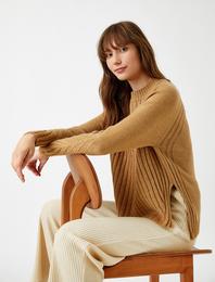 Bisiklet Yaka Yanları Yırtmaçlı Triko Kazak