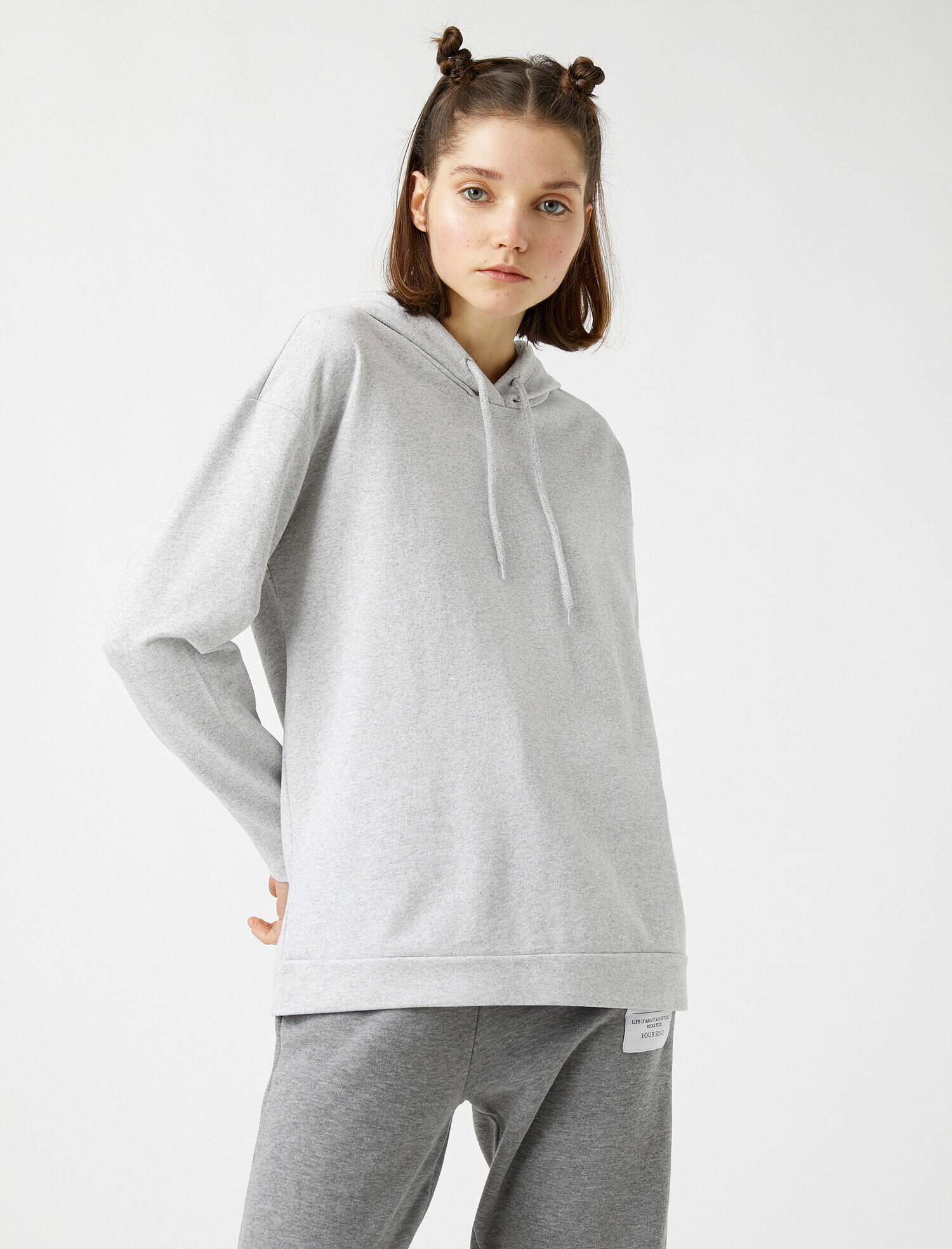   Kapüşonlu Sweatshirt