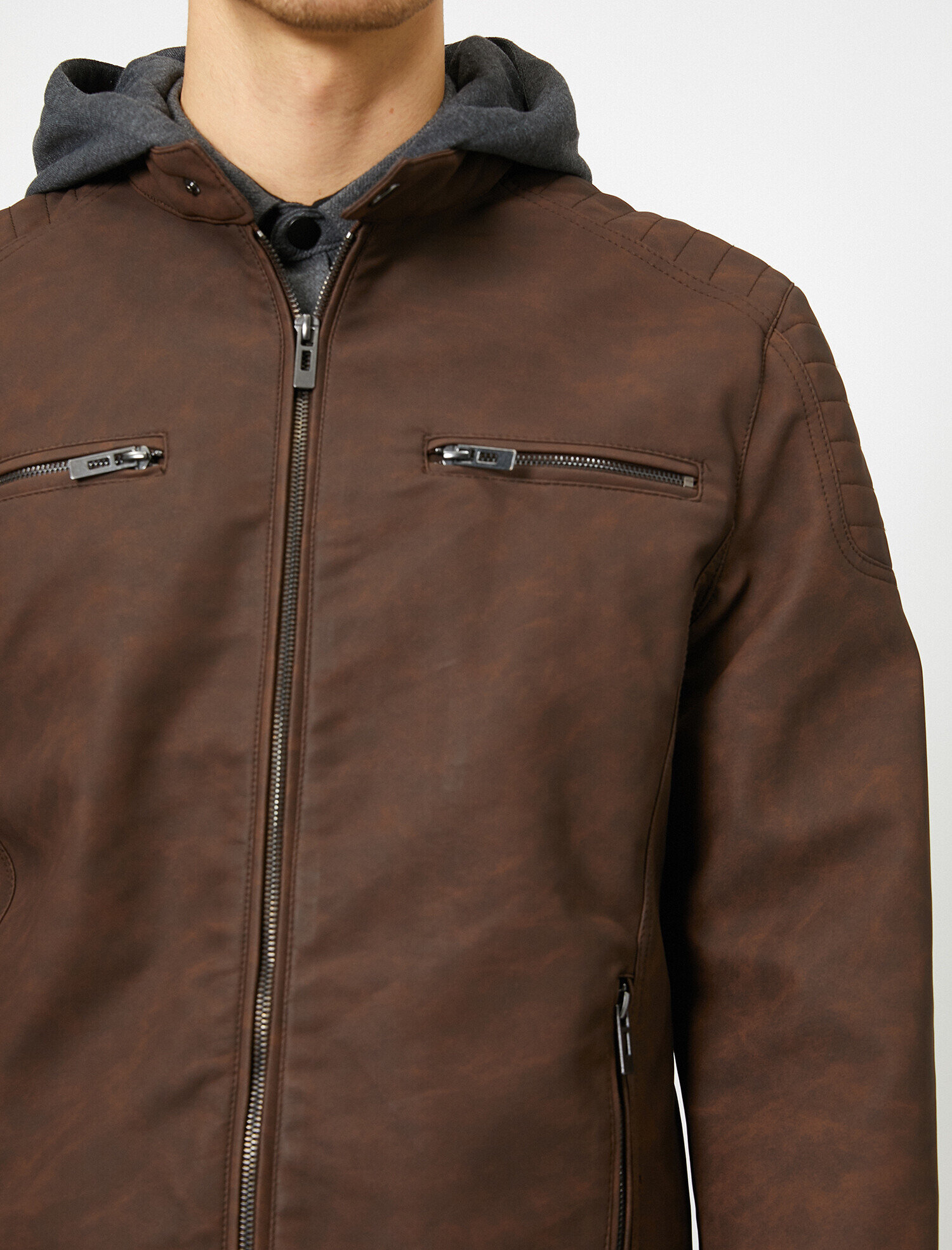   Deri Görünümlü Mont