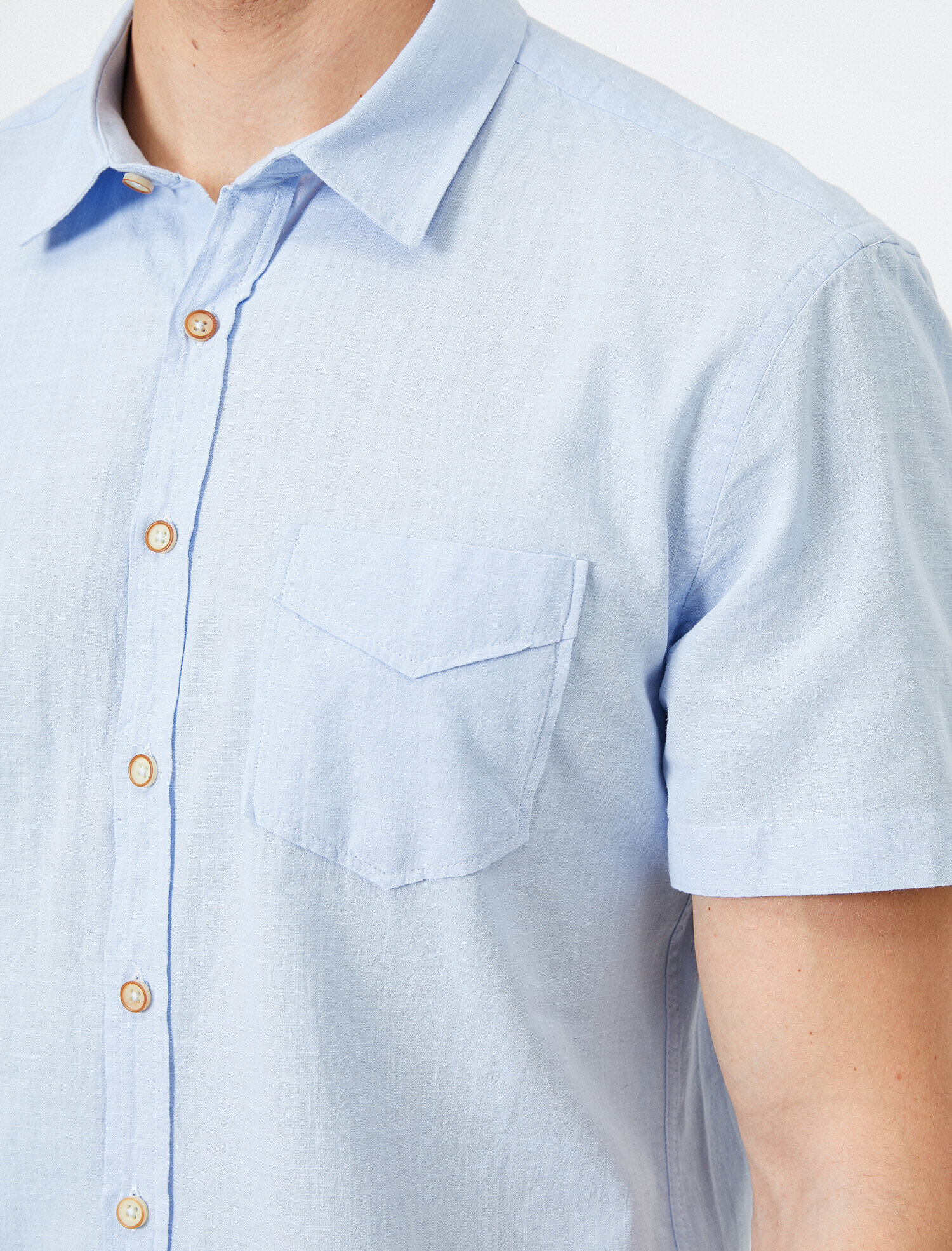   Cep Detaylı Gömlek