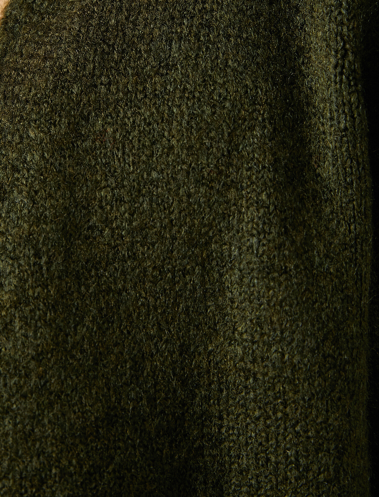   Uzun Kollu Cepli Triko Hırka