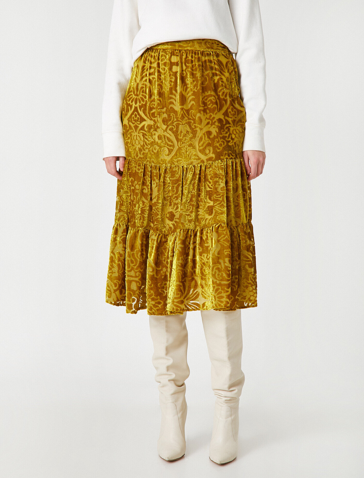 Skirtly Yours Styled by Melis Ağazat - Tül Detaylı Desenli Kadife Etek