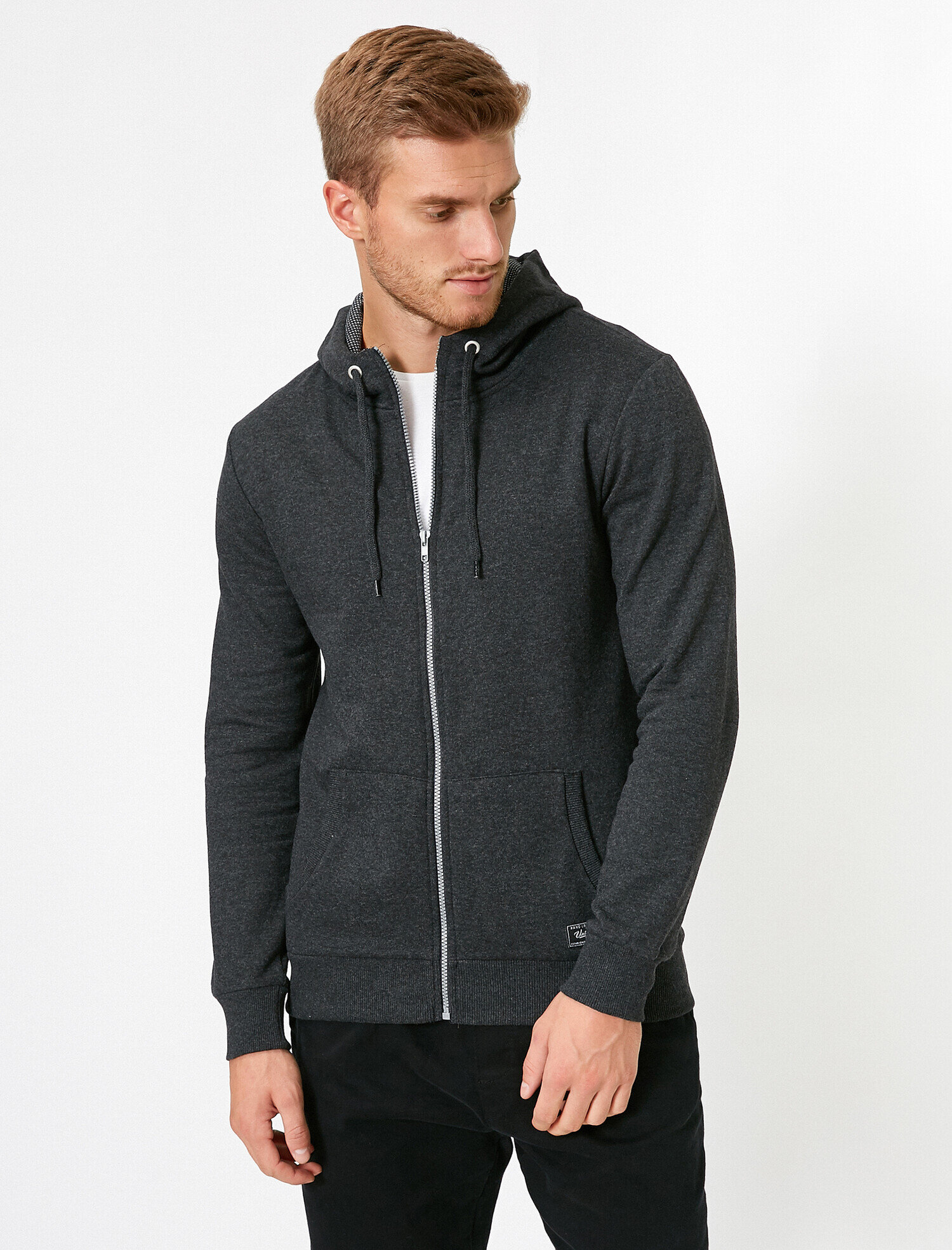   Uzun Kollu Kapüşonlu Fermuarlı Sweatshirt