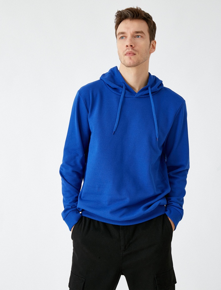  Kapüşonlu Uzun Kollu Basic Sweatshirt