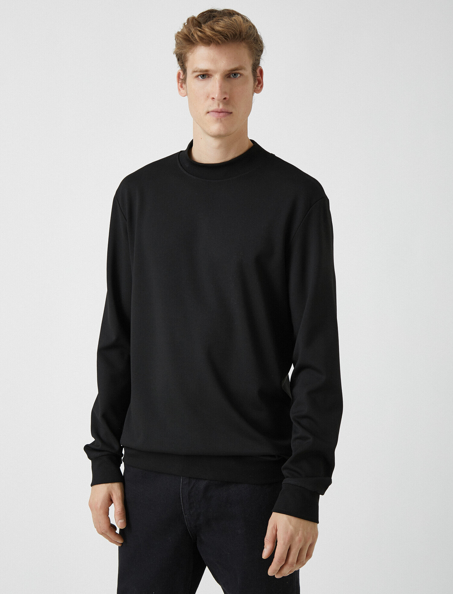 Basic Bisiklet Yaka Uzun Kollu Sweatshirt