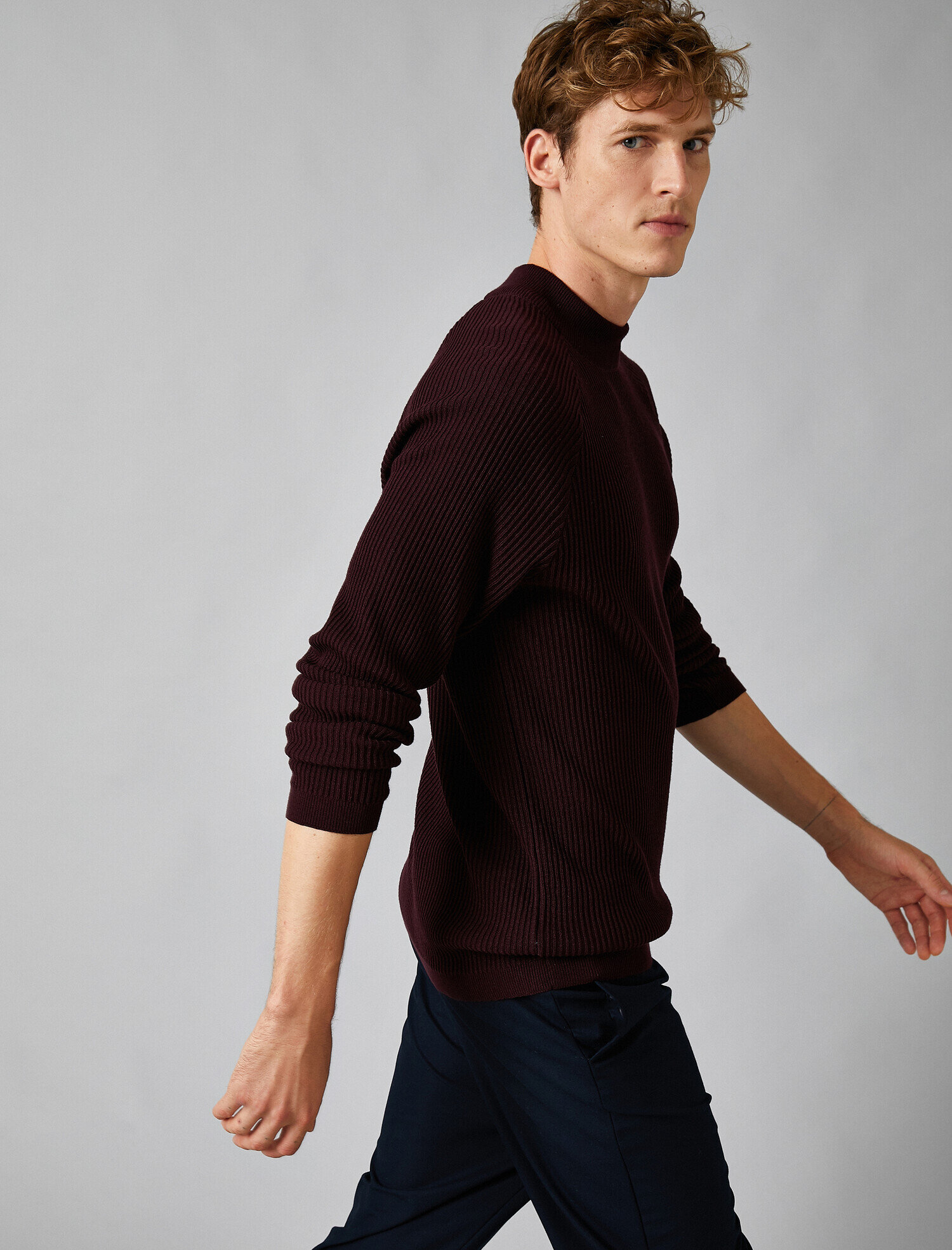   Yarım Balıkçı Yaka Uzun Kollu Triko Kazak