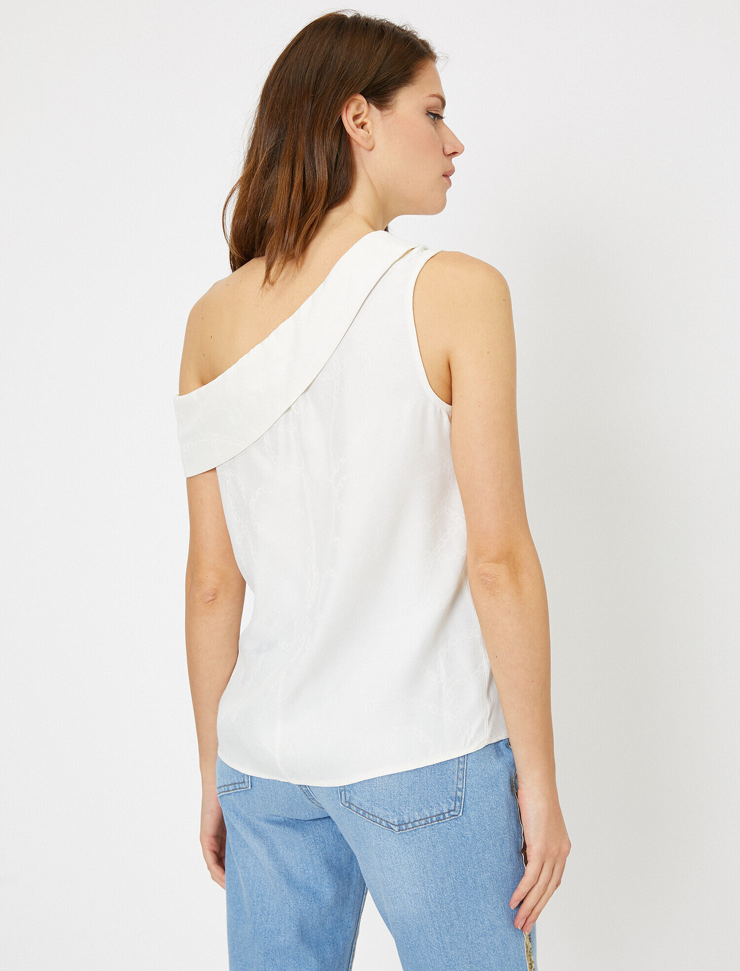   Kolsuz Omuz Detaylı Atlet