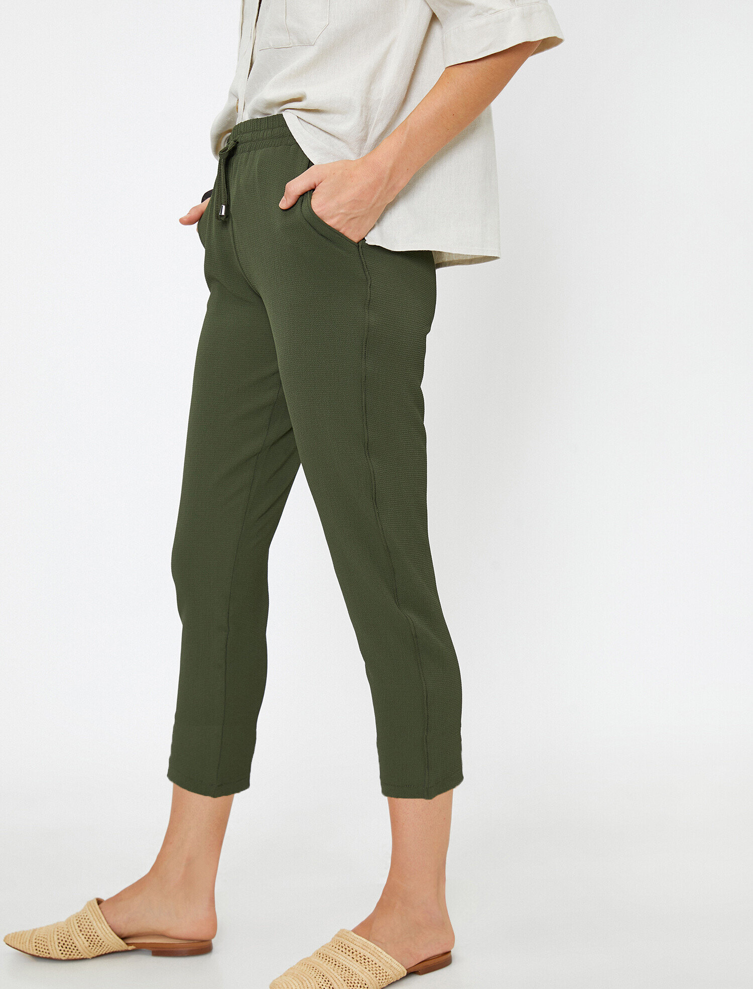   Beli Bağlamalı Cepli Pantolon