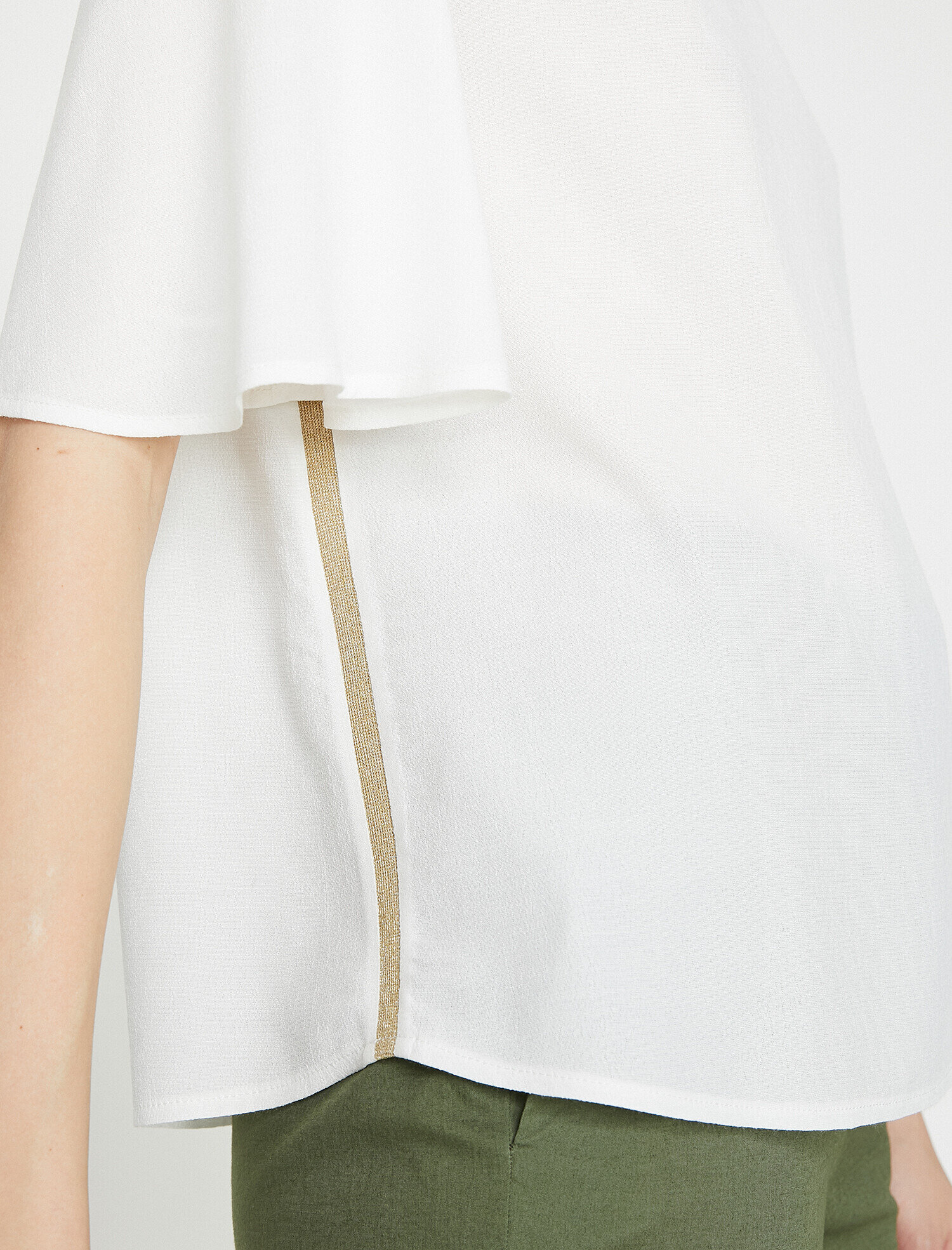   Şerit Detaylı Bluz