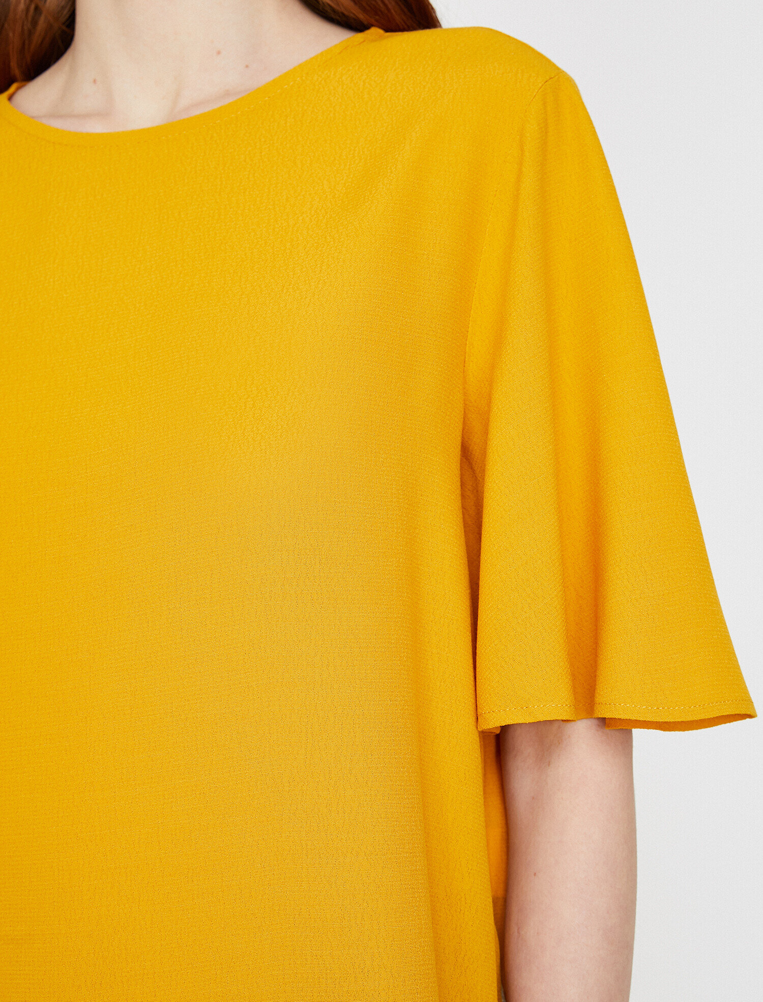   Şerit Detaylı Bluz