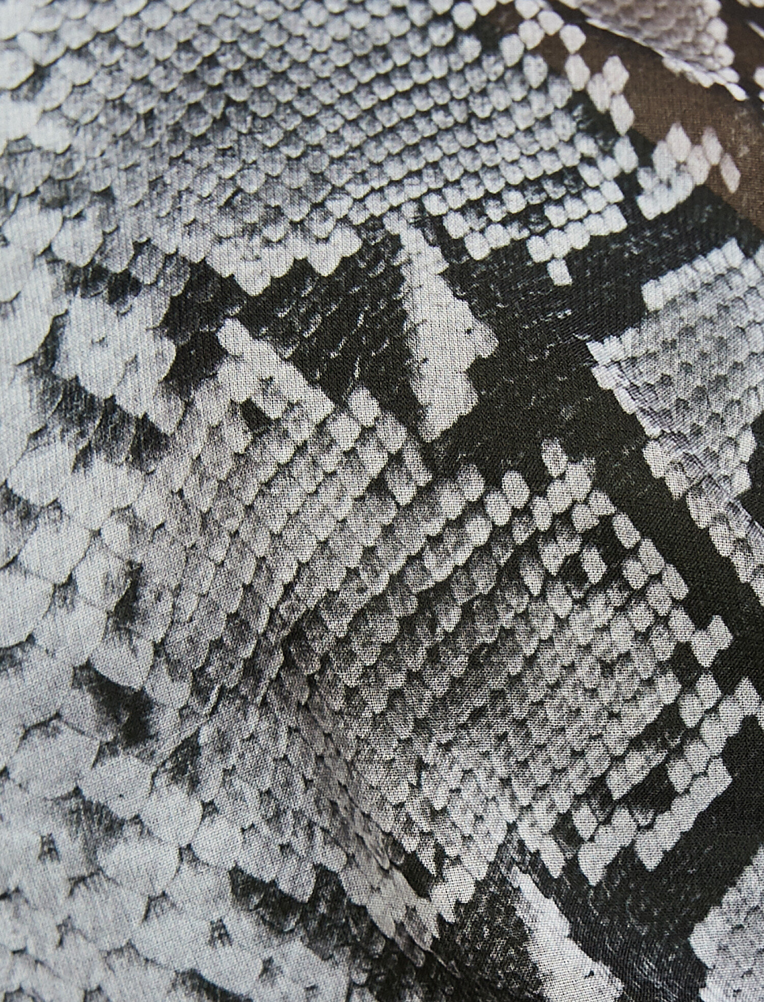 Yılan Derisi Desenli Büstiyer