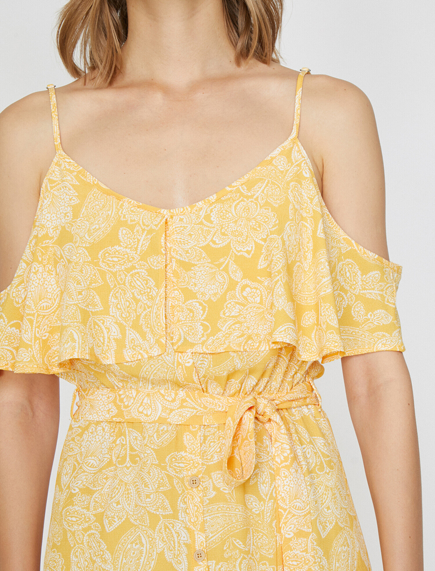   Düğme Detaylı Elbise