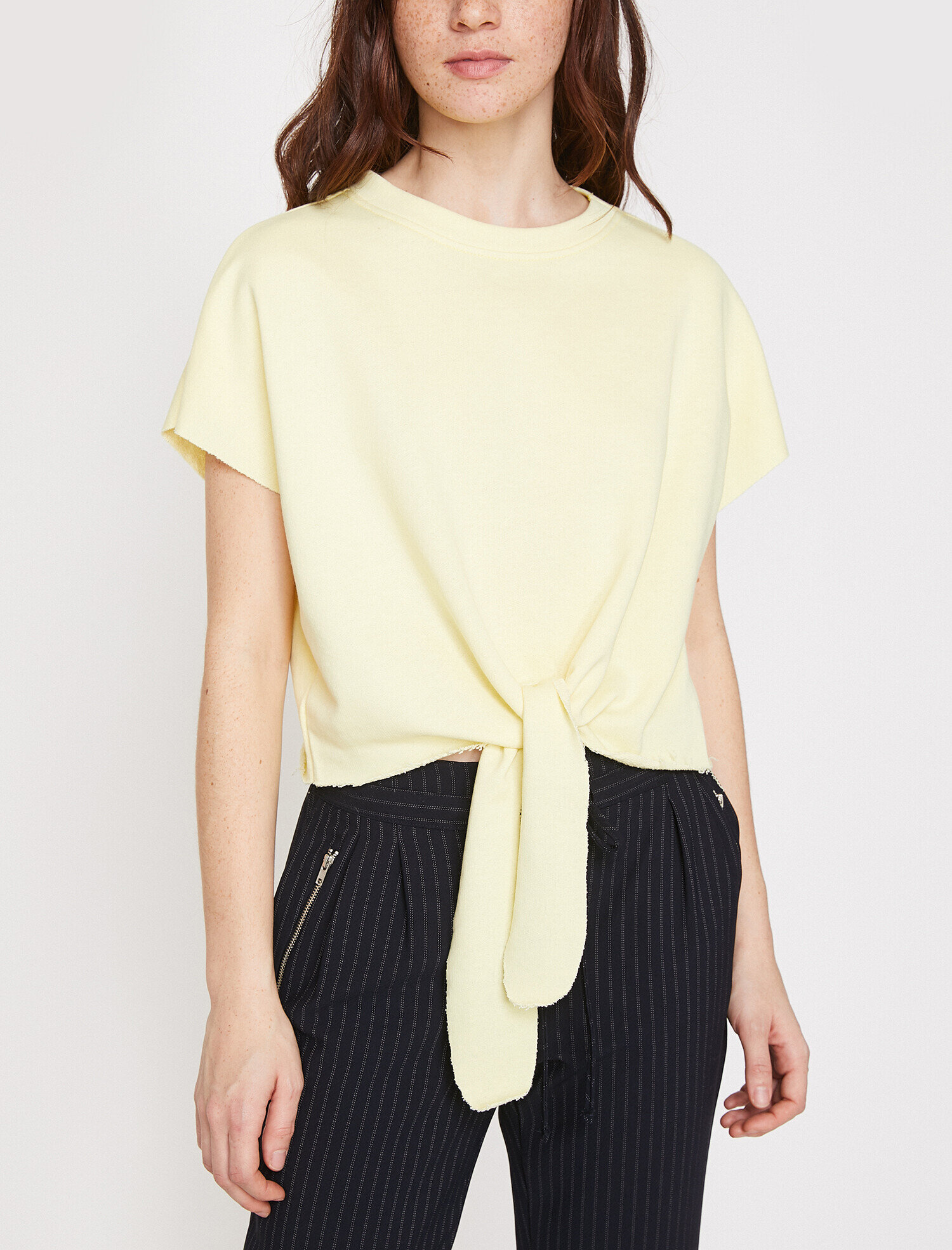   Bağlama Detaylı Tişört