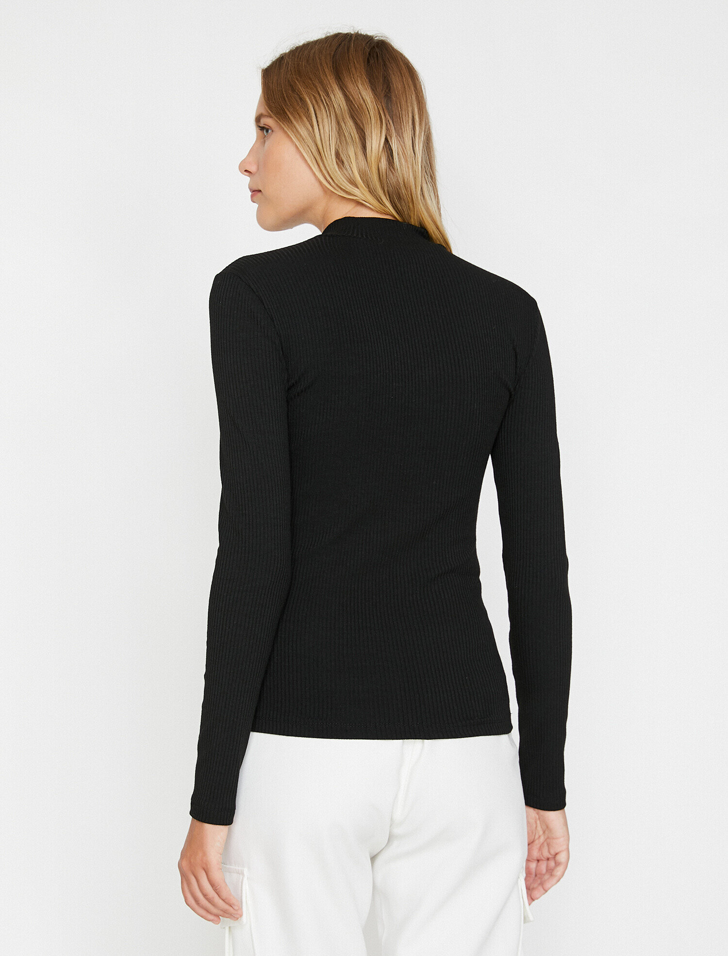   Fermuar Detaylı Tişört