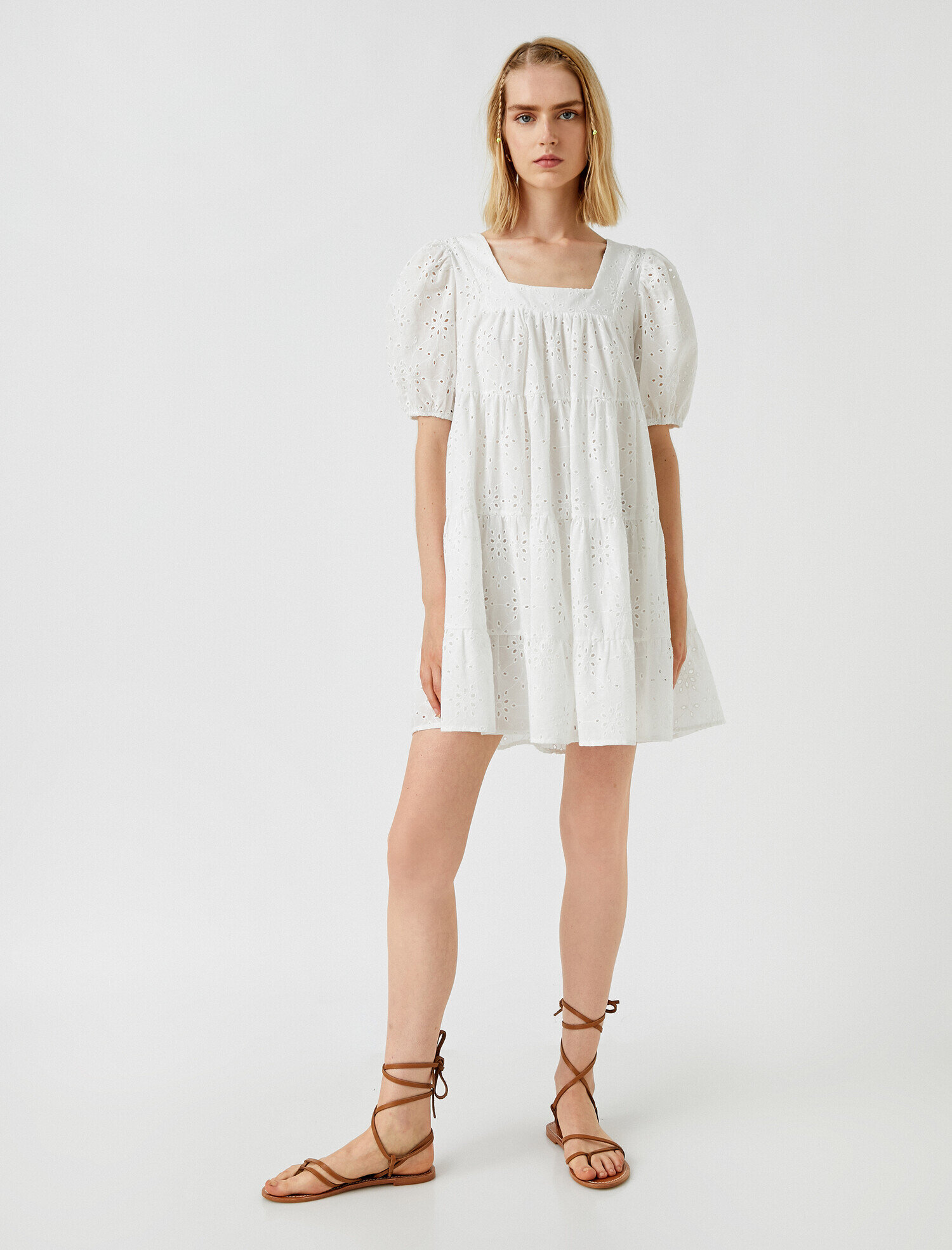   Kisa Kollu Volanli Elbise