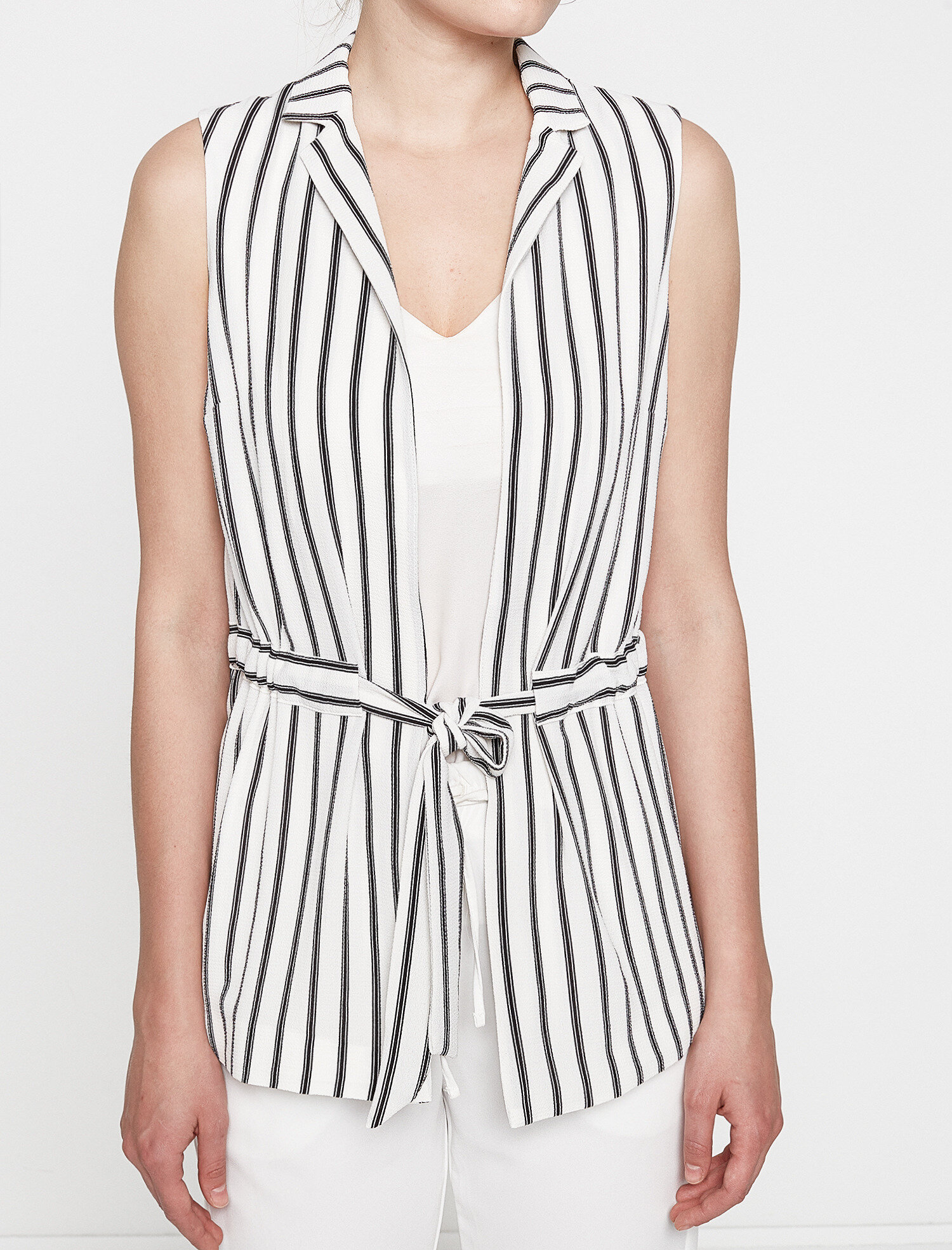   Kuşaklı Ceket Yaka Yelek