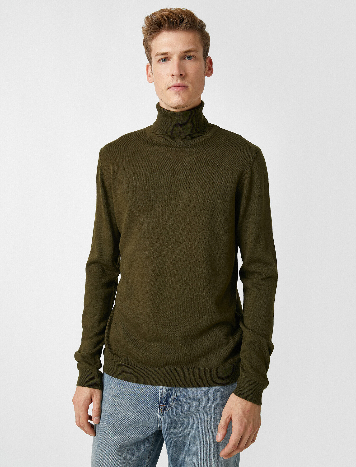 Boğazlı Uzun Kollu Dar Kesim Triko Kazak