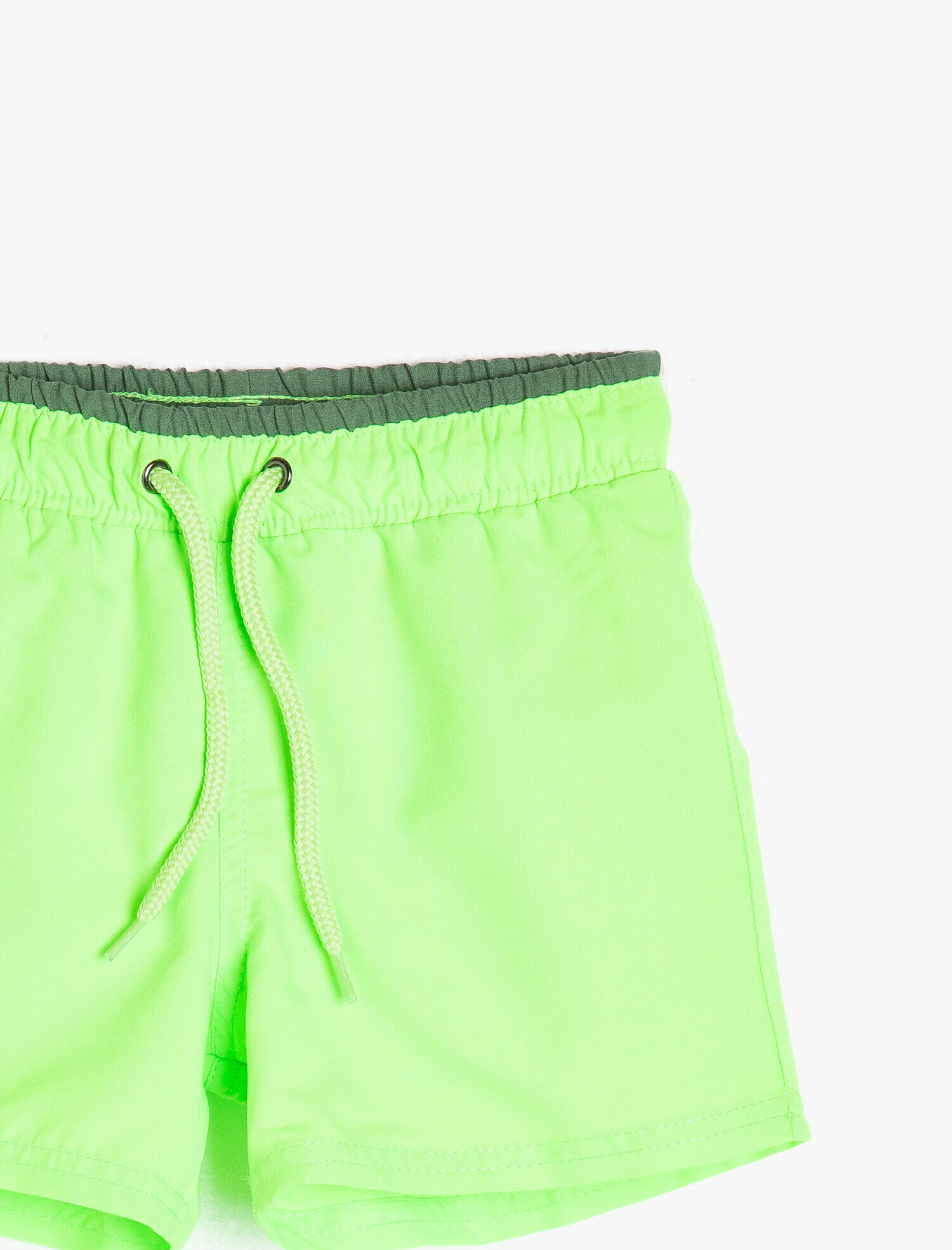  Erkek Çocuk Deniz Şortu Beli Bağlamalı