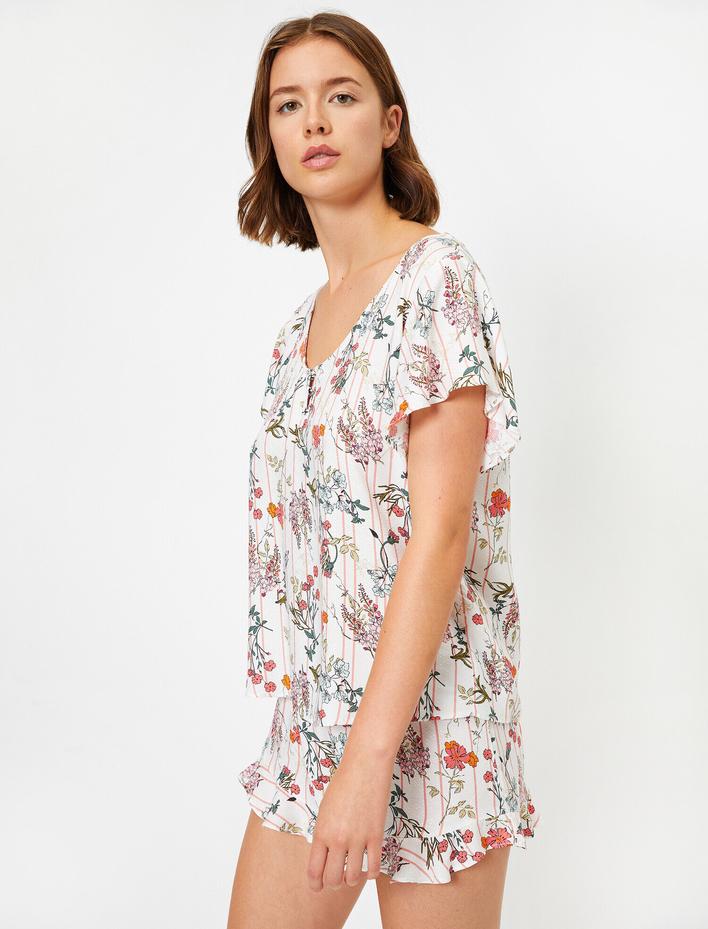  Çİçekli Kısa Kollu Çiçekli Pijama Üstü