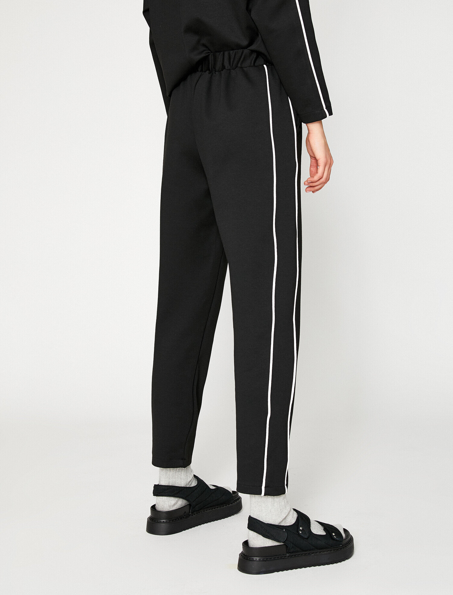   Pamuklu Şerit Detaylı Pantolon